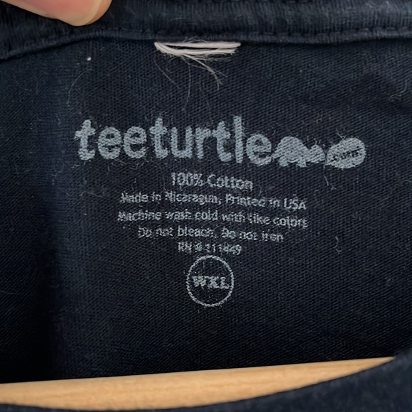 ZELDA T-shirt Batman inspired - Picture 3 of 3